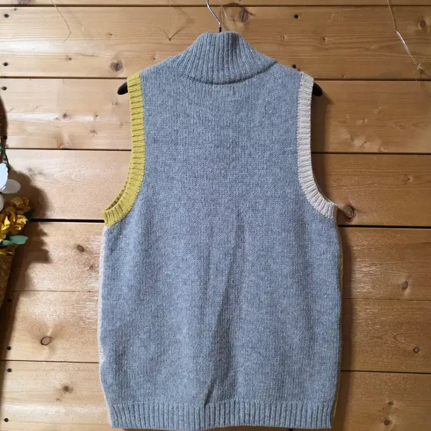 [BUNJANG] Color Block Knit Vest / 배색니트조끼. (코사지 코디용입니다