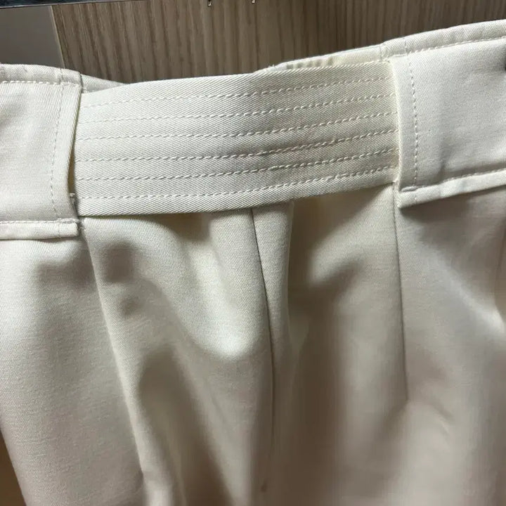 [BUNJANG] Kindersalmon Ivory Midi Skirt / 킨더살몬 스커트 판매합니다:)