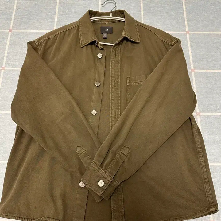 [BUNJANG] H&amp;M Khaki Shirt Jacket / H&amp;M 흐앤므 카키 셔츠형자켓(남방)