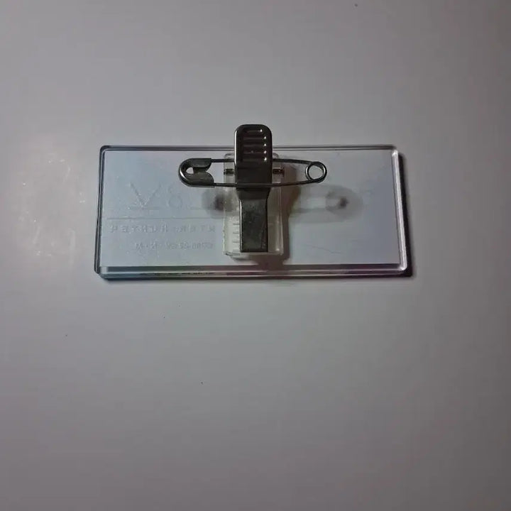 [BUNJANG] Hunter x Hunter Hisoka Acrylic Name Tag / (희귀 매물) 헌터헌터 히소카 아크릴 명찰