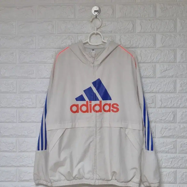 [BUNJANG] Adidas Big Logo Hooded Windbreaker Jacket / 아디다스 빅로고 후드 바람막이