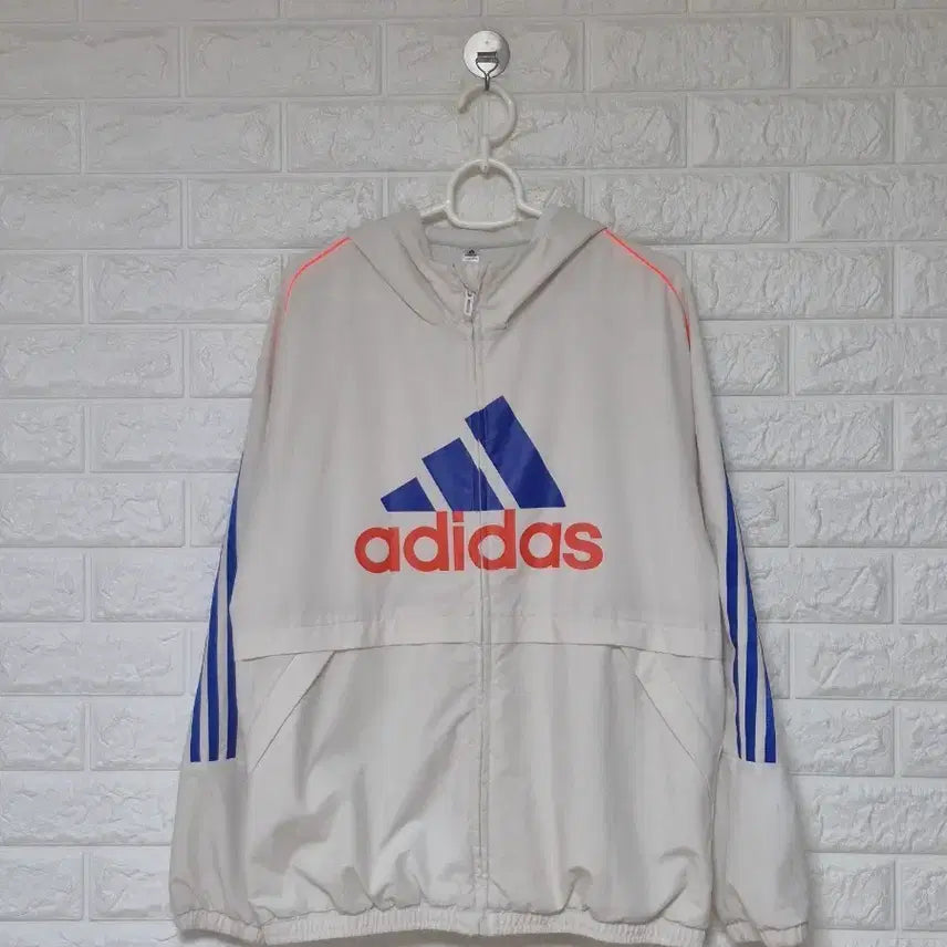 [BUNJANG] Adidas Big Logo Hooded Windbreaker Jacket / 아디다스 빅로고 후드 바람막이