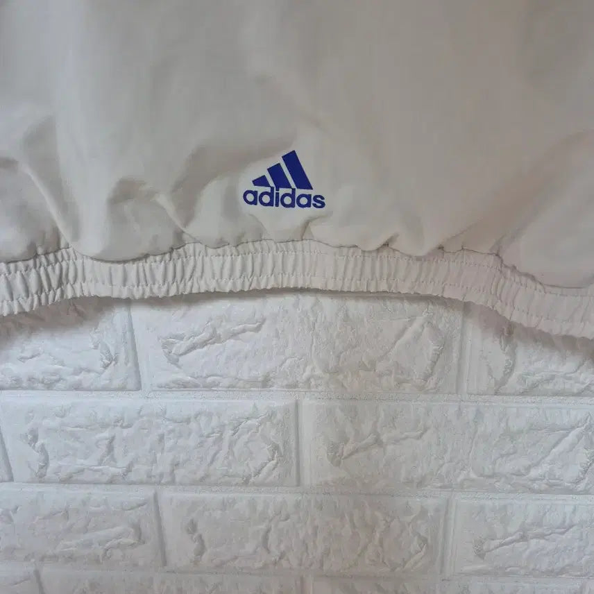 [BUNJANG] Adidas Big Logo Hooded Windbreaker Jacket / 아디다스 빅로고 후드 바람막이