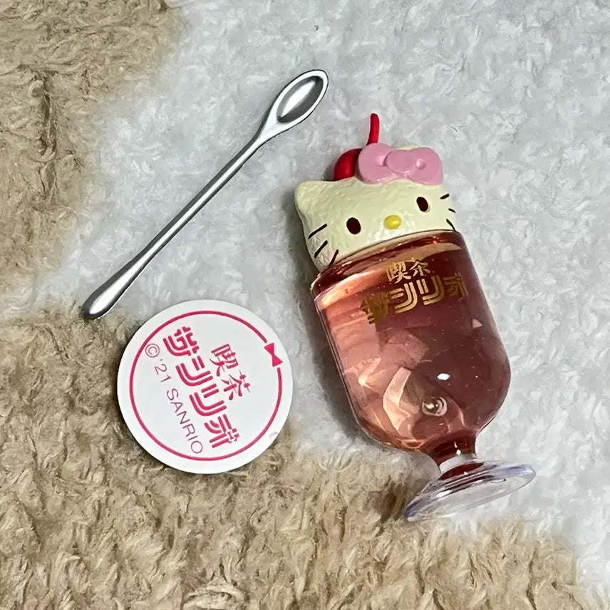 [BUNJANG] Sanrio Hello Kitty Kissa Series Cream Soda Set / 산리오 킷사 다방 시리즈 1 헬로키티 피규어 크림소다 희귀매물