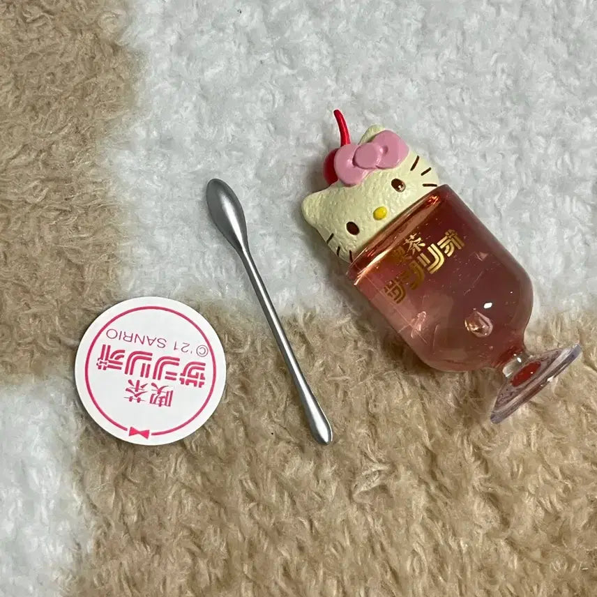 [BUNJANG] Sanrio Hello Kitty Kissa Series Cream Soda Set / 산리오 킷사 다방 시리즈 1 헬로키티 피규어 크림소다 희귀매물