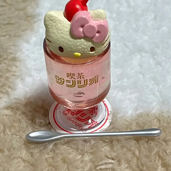 [BUNJANG] Sanrio Hello Kitty Kissa Series Cream Soda Set / 산리오 킷사 다방 시리즈 1 헬로키티 피규어 크림소다 희귀매물