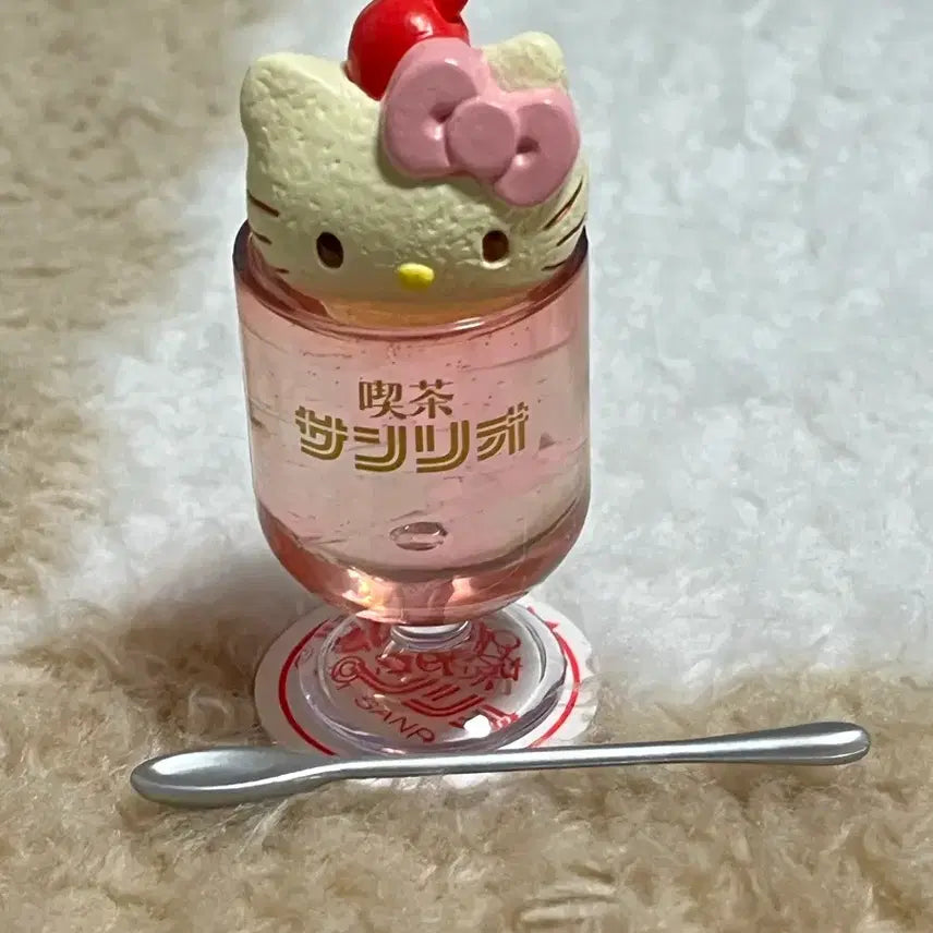 [BUNJANG] Sanrio Hello Kitty Kissa Series Cream Soda Set / 산리오 킷사 다방 시리즈 1 헬로키티 피규어 크림소다 희귀매물