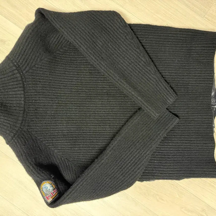 [BUNJANG] Parajumpers Knit-Padded Jacket / 파라점퍼스 니트패딩