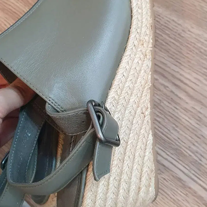 [BUNJANG] Vera Wang Wedge Heel Sandals 240 / 베라왕 웨지힐샌들 240