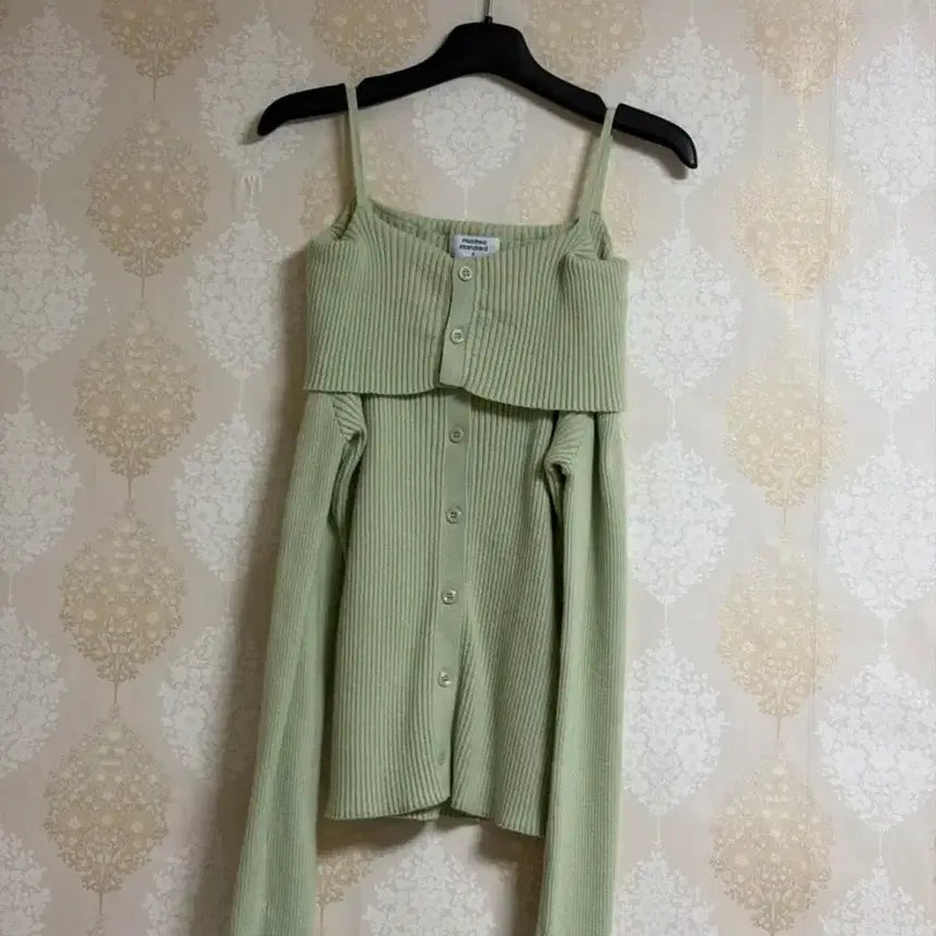 [BUNJANG] MUSINSA STUDIO Ribbed Off-Shoulder Top (Green) - Size S / (새상품)MUSINSA STUDIO 골지 오프숄더 연두 S