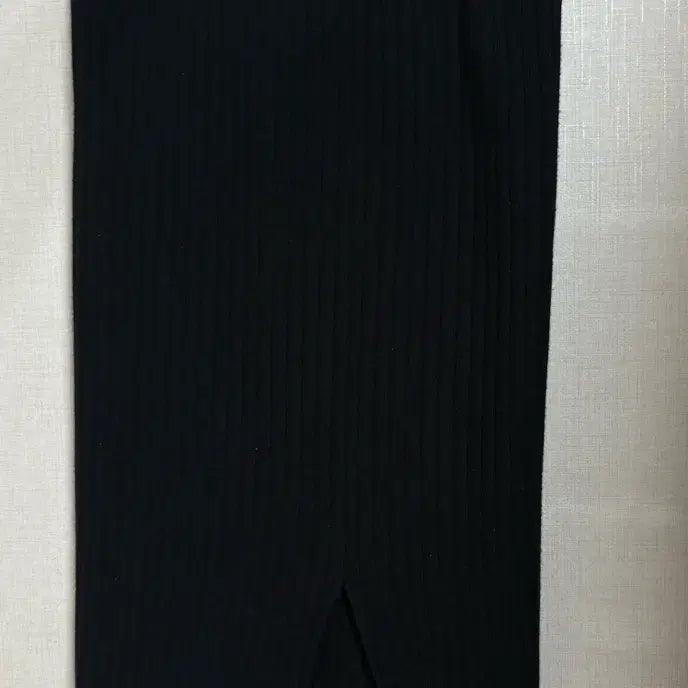 [BUNJANG] H-Line Slim Fit Ribbed Knit Slit Long Skirt / 5/8까지 H라인 슬림핏 골지 니트 트임 롱스커트 / 니트스커트 골지치마