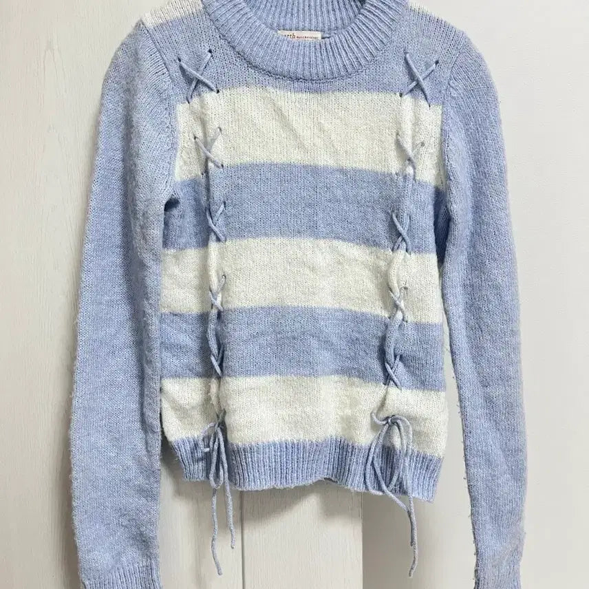 [BUNJANG] Earth Music &amp; Ecology Striped Tie Knit Top / 어스뮤직앤에콜로지 스트라이프 매듭 니트