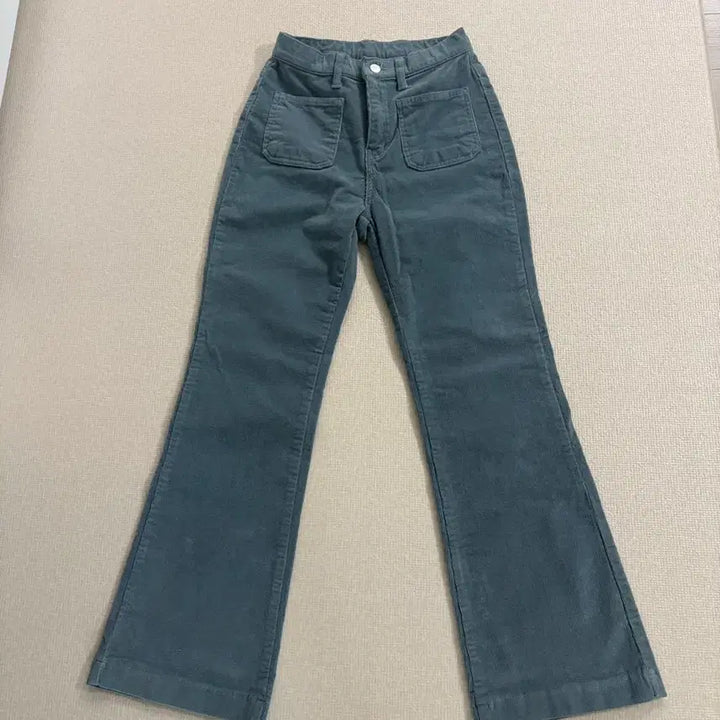 [SOLD OUT] 코듀로이 스판 부츠컷 팬츠 s (새상품)