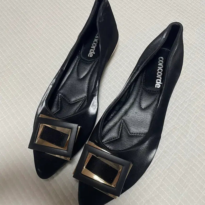 [BUNJANG] Concorde Black Flat Shoes (235) / concorde 콩코드 블랙 플랫 슈즈 새상품 235