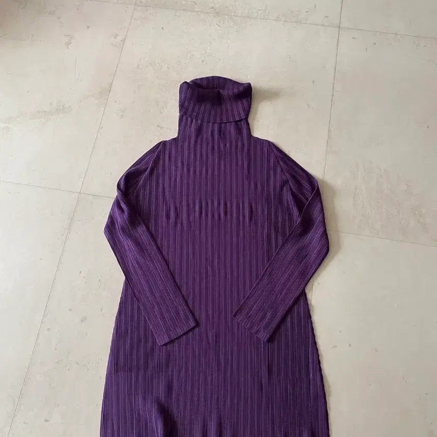 [BUNJANG] Pleats Please Purple Long Sleeve Top / 플리츠플리즈 새 상의 얼른 데려가주세요
