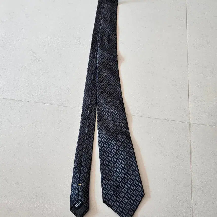 [BUNJANG] Fendi F Logo Silk Tie / (폭9cm)펜디 넥타이 F로고 실크