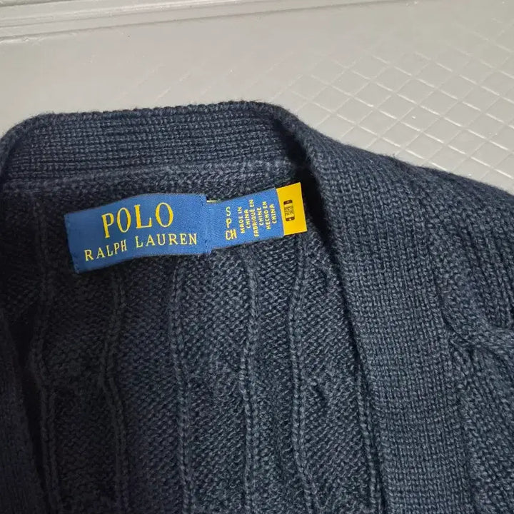[BUNJANG] Polo Cable Knit V-Neck Cardigan / 폴로 가디건 꽈배기v넥 가디건
