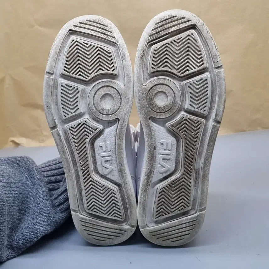 [BUNJANG] Fila Belt Ret Velcro Sneakers 240 / 휠라 벨트랫 벨크로 운동화 240