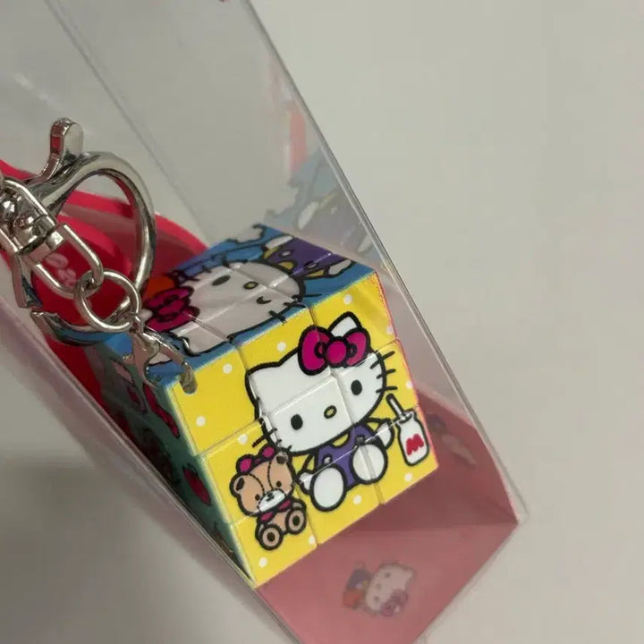 [BUNJANG] Hello Kitty Cube Keyring / 산리오 헬로키티 큐브키링