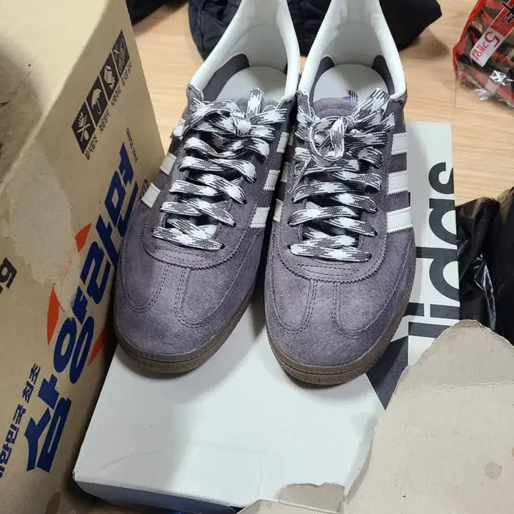 [SOLD OUT] 아디다스 스웨이드 운동화 회색