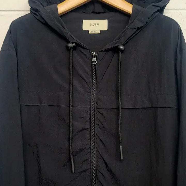 [BUNJANG] LAFUDGE STORE Lightweight Hooded Zip-up Windbreaker / 라퍼지스토어(LAFUDGE STORE) 경량 후드집업 바람막이 판매