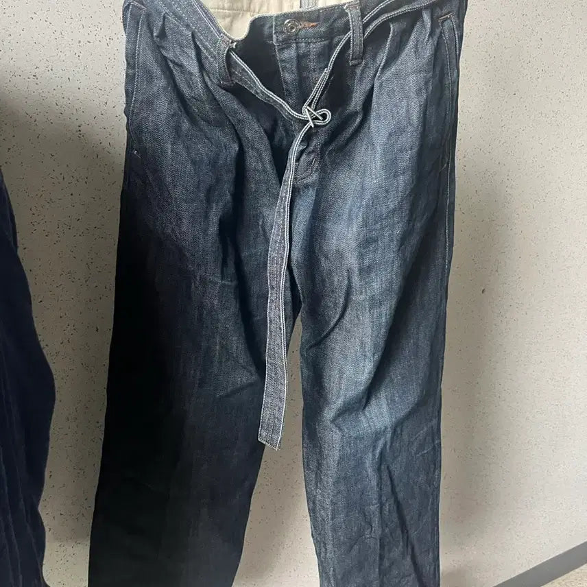 [BUNJANG] SATUR Camaro Belted Low Denim Pants / 새터 SATUR 카마로 밸티드 로우 데님