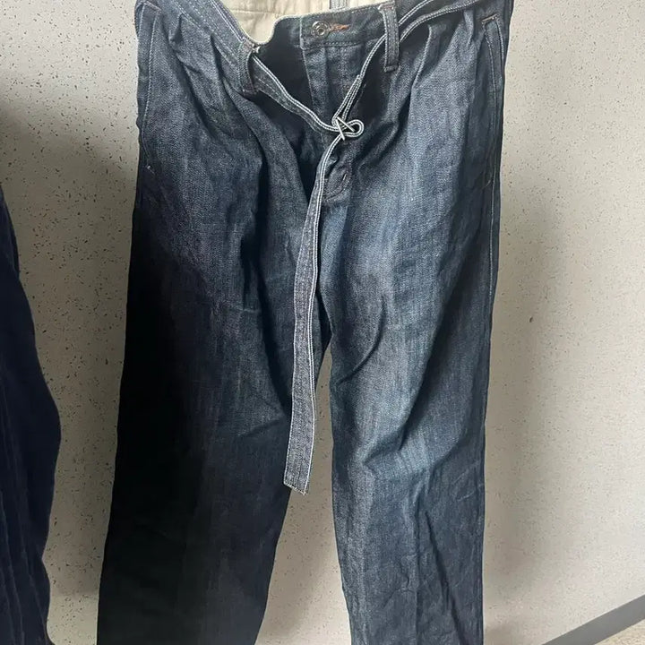 [BUNJANG] SATUR Camaro Belted Low Denim Pants / 새터 SATUR 카마로 밸티드 로우 데님
