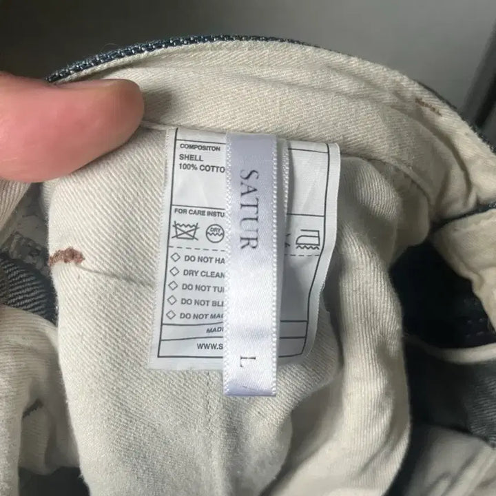 [BUNJANG] SATUR Camaro Belted Low Denim Pants / 새터 SATUR 카마로 밸티드 로우 데님