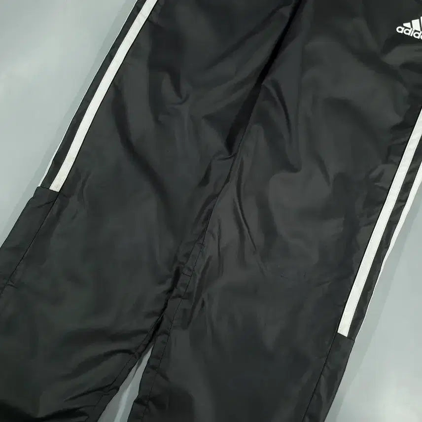[BUNJANG] Adidas Kids Black Charcoal White Raglan Climastorm Sweatshirt Set / 아디다스 블랙 차콜 화이트 배색 로고 삼선 레글런 클라이마스톰 기모 바람