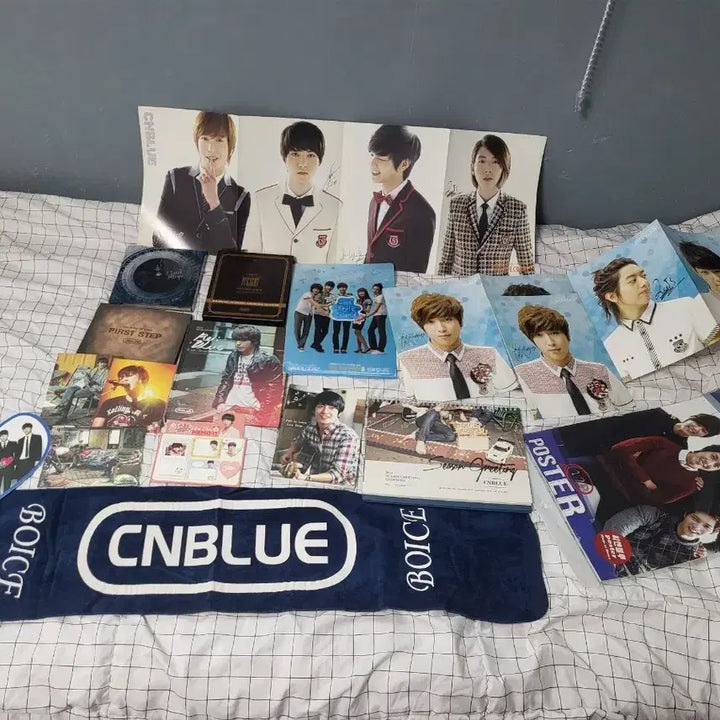 [BUNJANG] CNBLUE Merchandise Bundle Set / CNBLUE 씨엔블루 굿즈 앨범 포스터 MD
