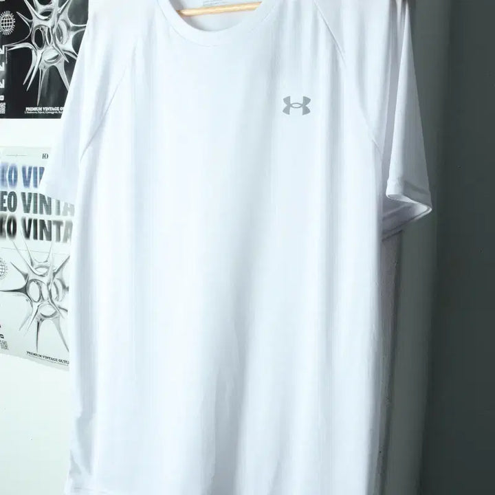 [BUNJANG] Under Armour Big Size White Functional Short Sleeve T-Shirt / (2XL) 언더아머 반팔 티셔츠 새상품 빅사이즈 기능성 화이트-179E8