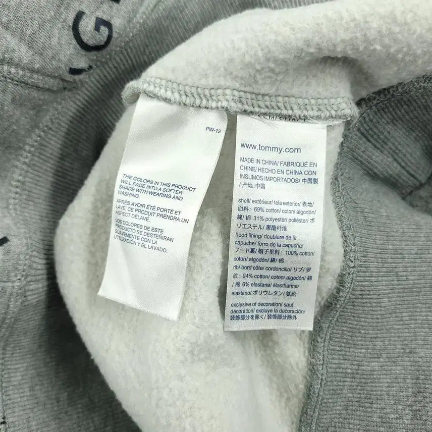[BUNJANG] Tommy Hilfiger Cotton Blend Hoodie / 타미힐피거 그레이 블랙 스펠아웃 로고 패턴 기모 코튼블렌드 후드 티셔츠