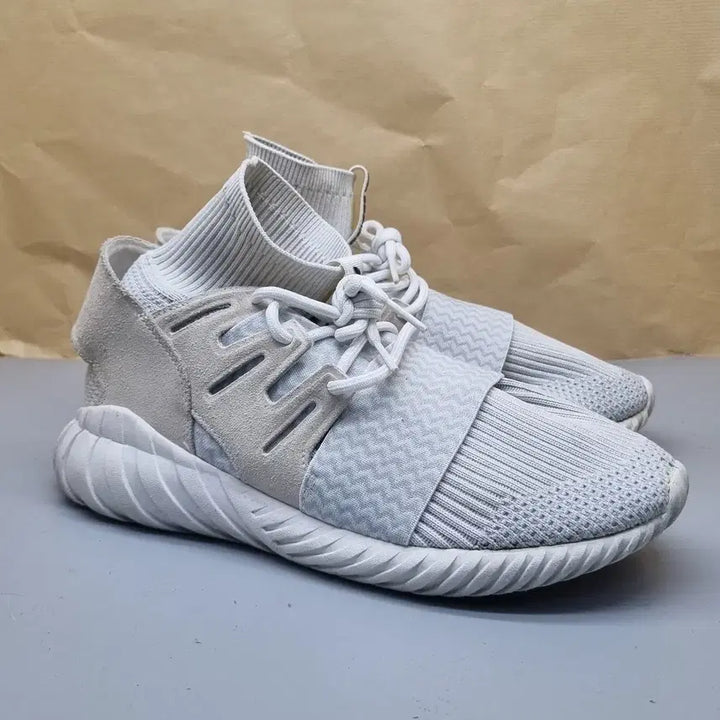 [BUNJANG] Adidas Tubular Doom Primeknit Sneakers (Size 270) / 아디다스 튜블라 둠 프라임니트 운동화270