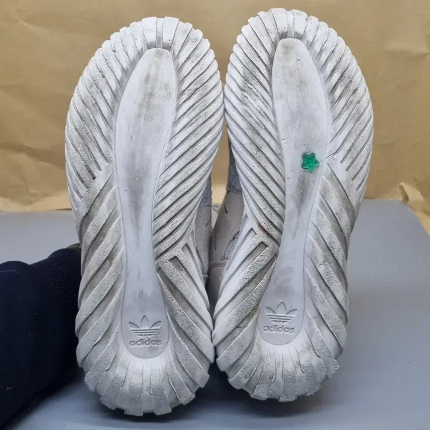 [BUNJANG] Adidas Tubular Doom Primeknit Sneakers (Size 270) / 아디다스 튜블라 둠 프라임니트 운동화270