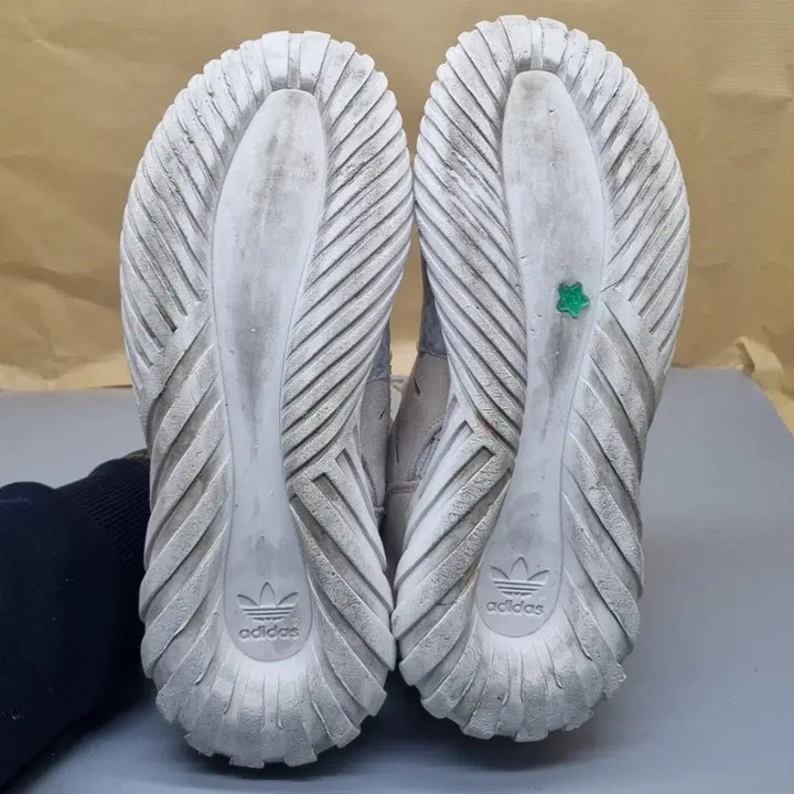 [BUNJANG] Adidas Tubular Doom Primeknit Sneakers (Size 270) / 아디다스 튜블라 둠 프라임니트 운동화270