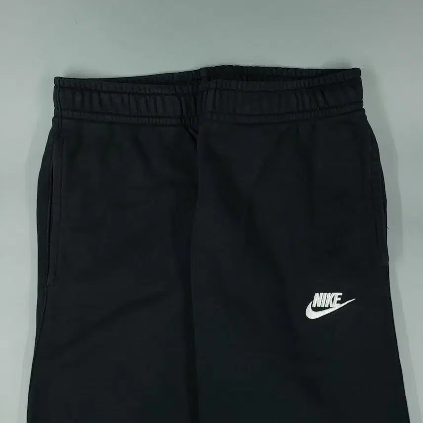 [BUNJANG] Nike Futura Logo Jogger Sweatpants / 나이키 블랙 화이트 퓨추라로고 밴딩 조거팬츠 스웻팬츠 트레이닝복 27-3