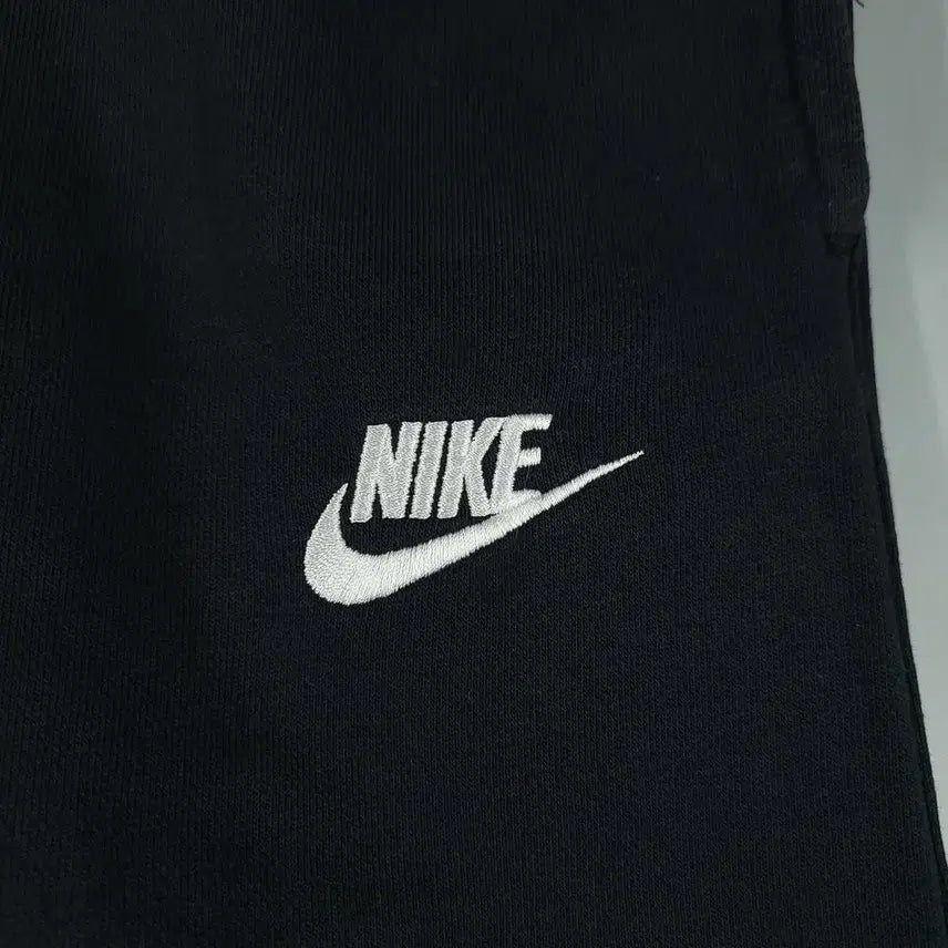 [BUNJANG] Nike Futura Logo Jogger Sweatpants / 나이키 블랙 화이트 퓨추라로고 밴딩 조거팬츠 스웻팬츠 트레이닝복 27-3