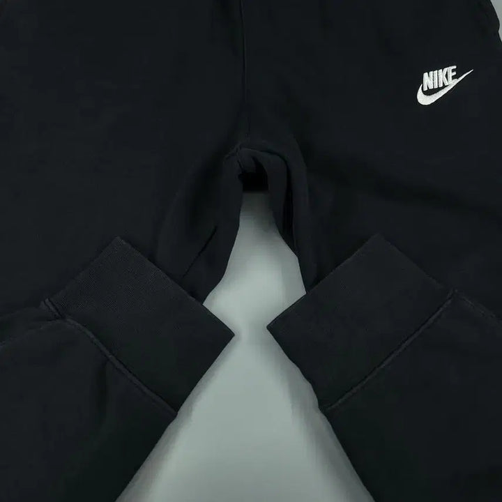 [BUNJANG] Nike Futura Logo Jogger Sweatpants / 나이키 블랙 화이트 퓨추라로고 밴딩 조거팬츠 스웻팬츠 트레이닝복 27-3
