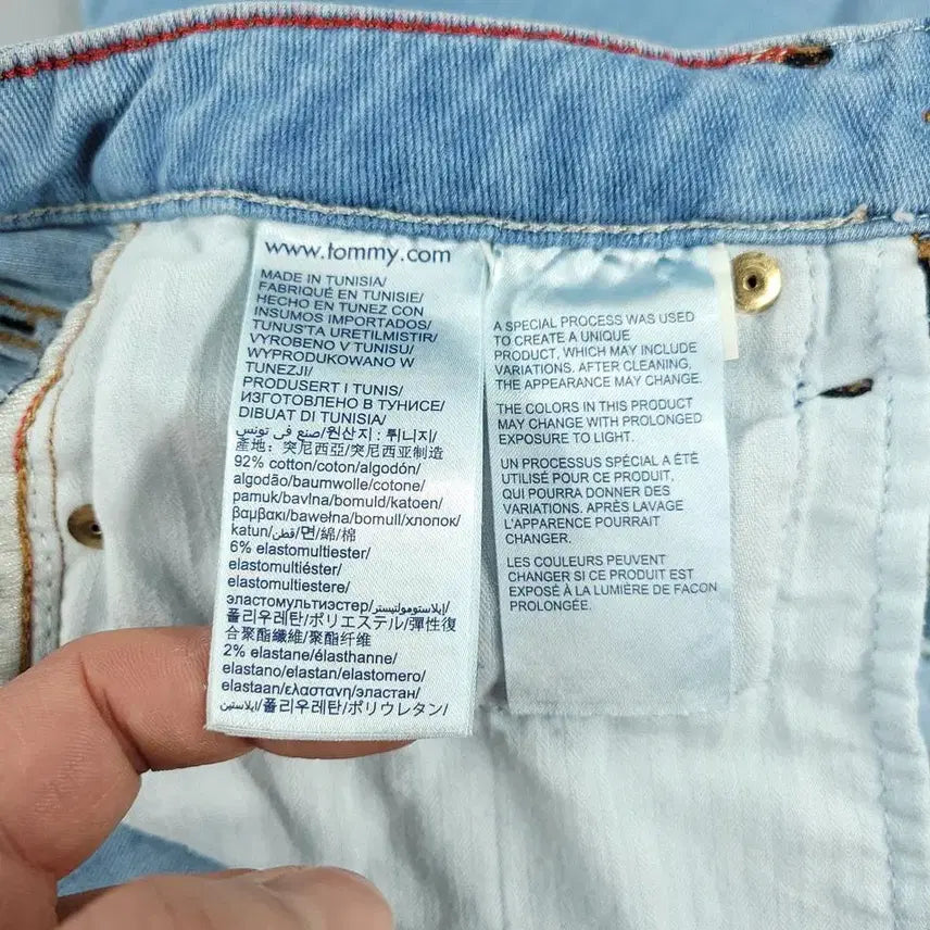 [BUNJANG] Tommy Hilfiger A-Line Denim Skirt / 타미힐피거 연청워싱 레더탭 A라인 플레어 청 데님 스커트 치마 24