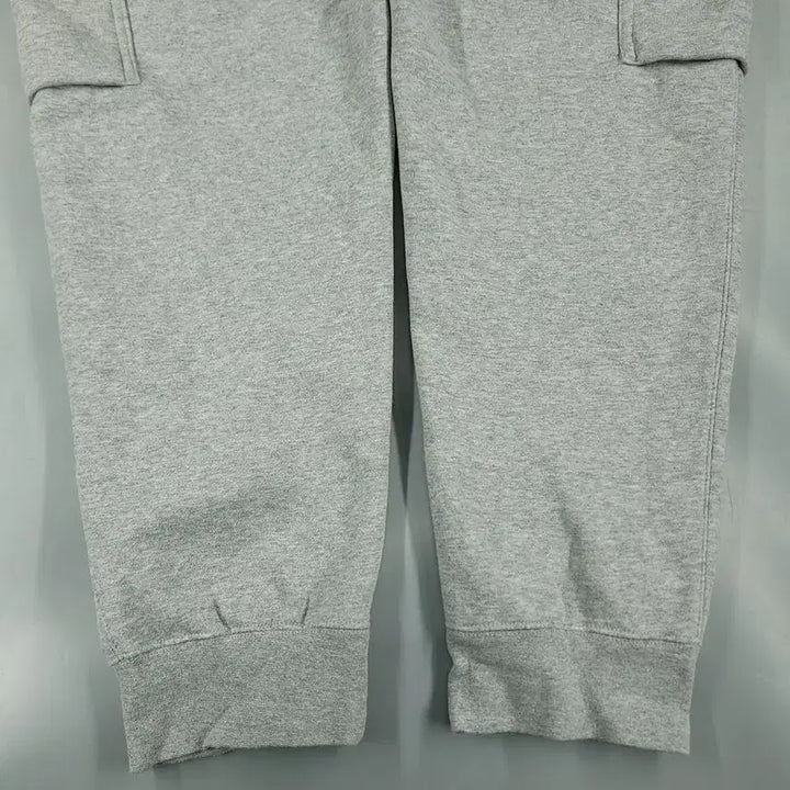 [SOLD OUT] 나이키 그레이 화이트 퓨추라로고 밴딩 기모 카고포켓 조거팬츠 스웻팬츠 트