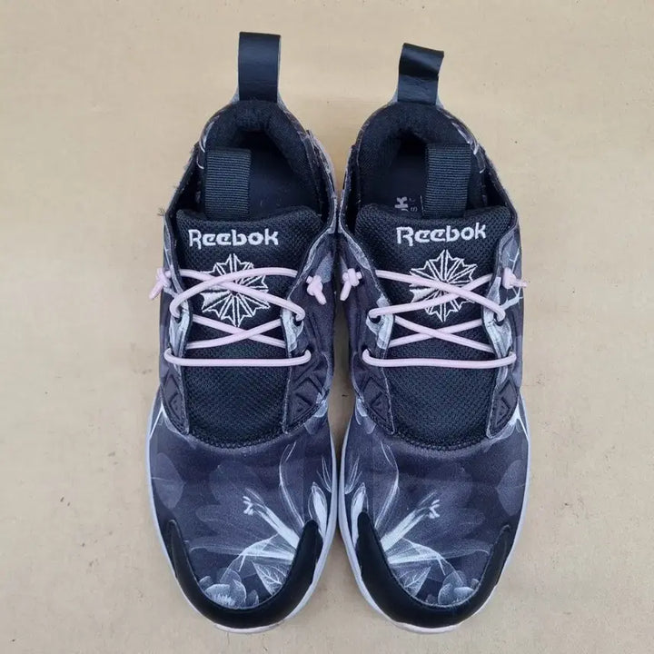 [BUNJANG] Reebok FuryLite Sneakers 250 / 리복 퓨리라이트 운동화250