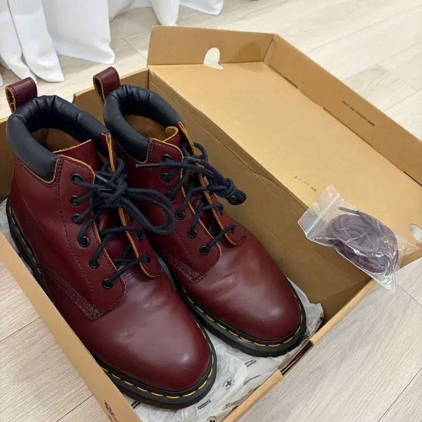 [BUNJANG] Dr. Martens Supreme 939 6-Hole Boots / 닥터마틴X슈프림 939 6홀 워커 (260)