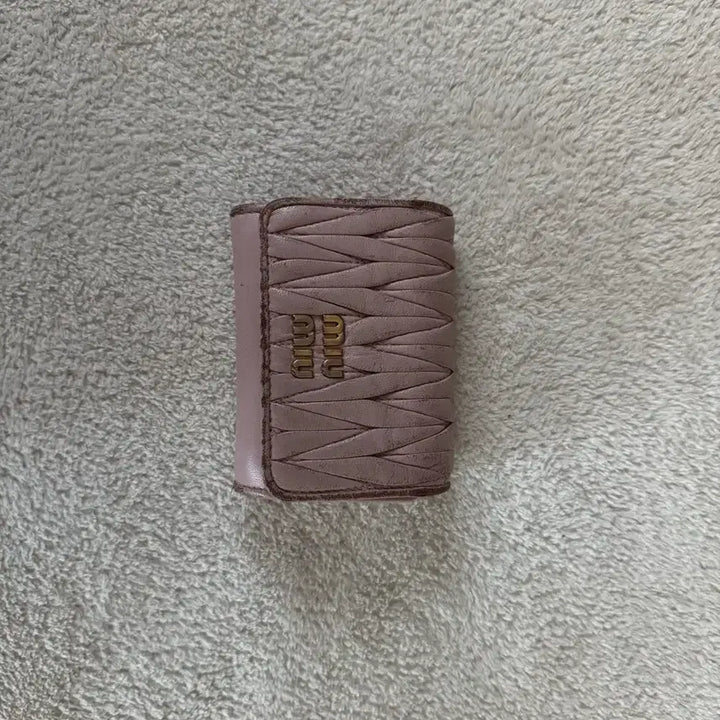 [BUNJANG] Miu Miu Matelassé Pink Wallet / 미우미우 마테라쎄 반지갑 핑크 (정품)