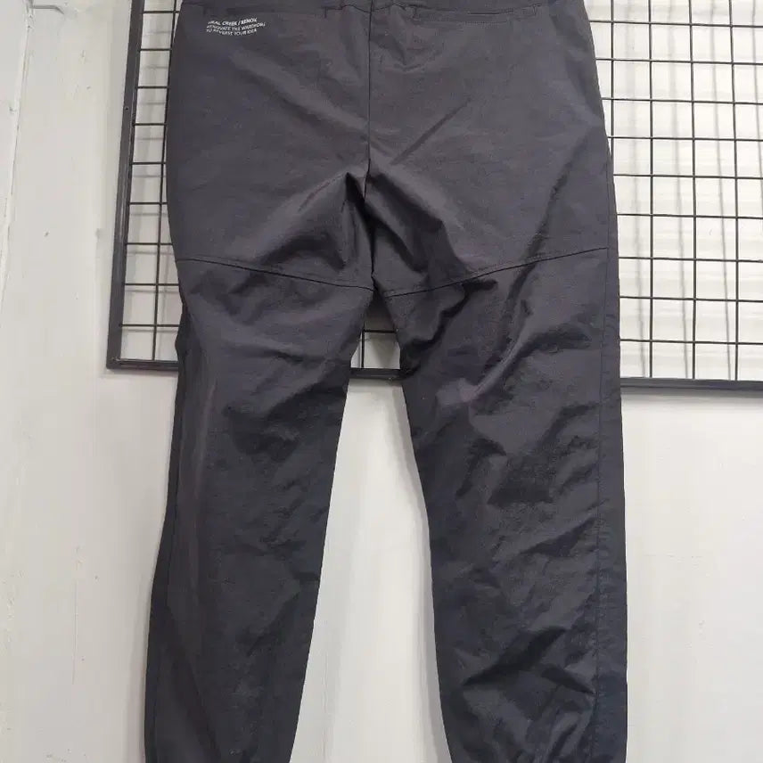 [SOLD OUT] 38인치 힐크릭 스포티 조거팬츠 블랙.