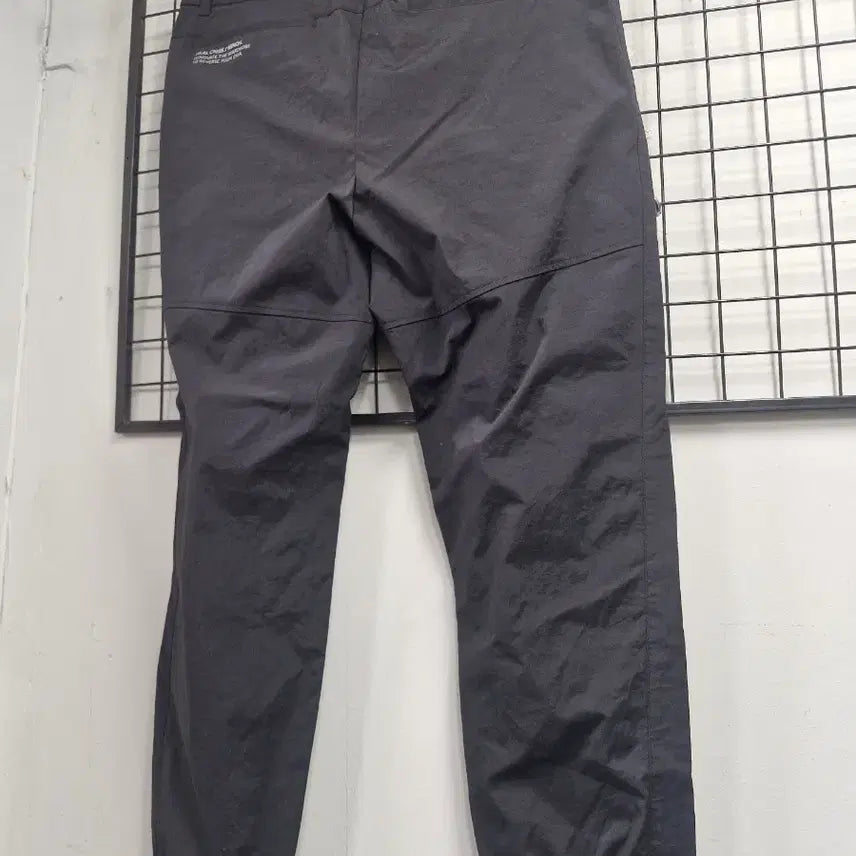 [SOLD OUT] 38인치 힐크릭 스포티 조거팬츠 블랙.