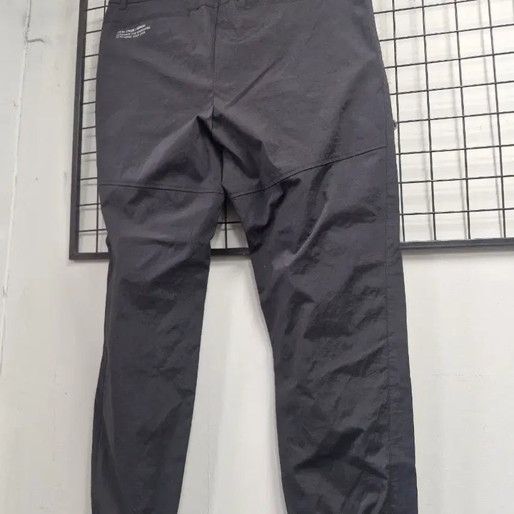 [SOLD OUT] 38인치 힐크릭 스포티 조거팬츠 블랙.