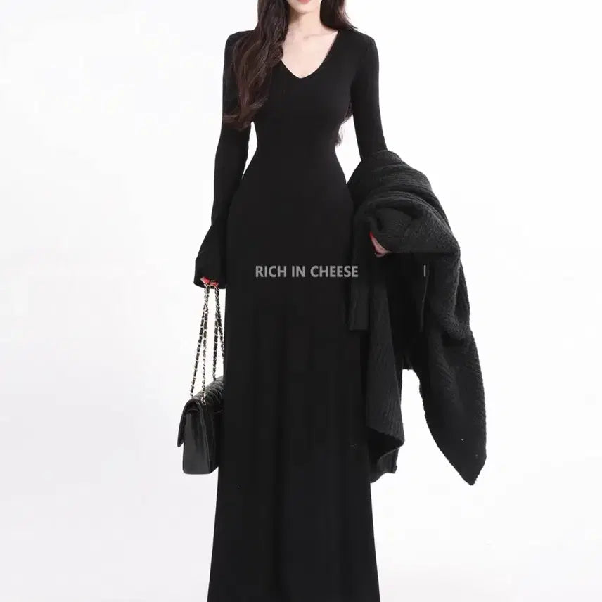 [BUNJANG] Black Long V-Neck Knit Dress / 블랙 롱 V넥 니트 원피스