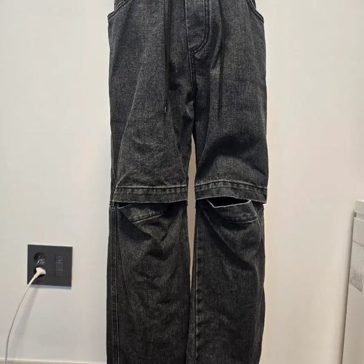 [BUNJANG] Black Washed Denim Cutout Pants / (L)블랙 워싱 데님 컷아웃  바지