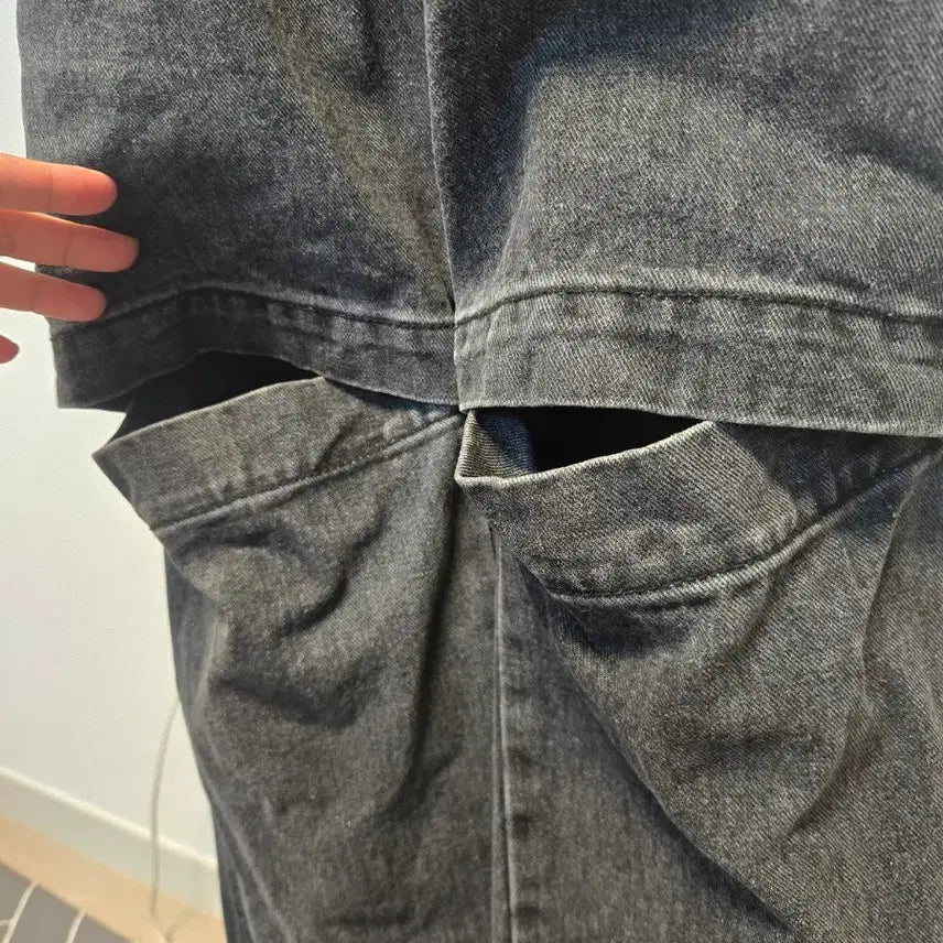 [BUNJANG] Black Washed Denim Cutout Pants / (L)블랙 워싱 데님 컷아웃  바지
