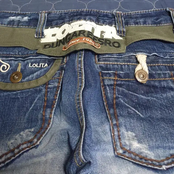 [BUNJANG] Vintage Lolita Jean Distressed Denim Pants / (빈티지) 로리타 진 에이징 워싱 7부 데님팬츠 블루 (M)
